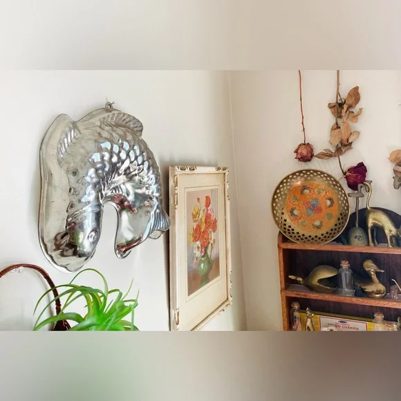 Vintage Silver Koi Fish Mold Nautical Wall Decor Retro Coastal Kitchen Rustic - Picture 4 of 9